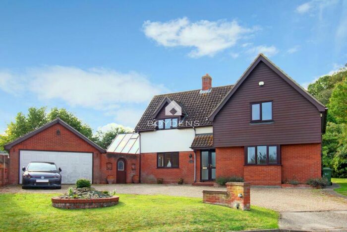 4 Bedroom Detached House For Sale In Parsonage Grove, Bures, CO8