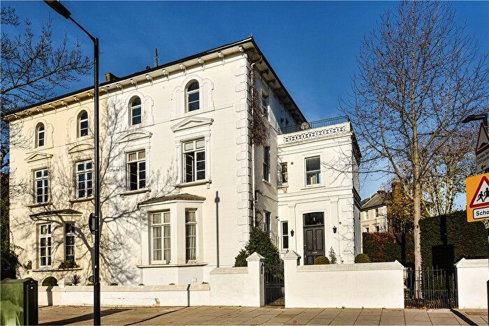 3 Bedroom Flat For Sale In Lauderdale Road, London, W9