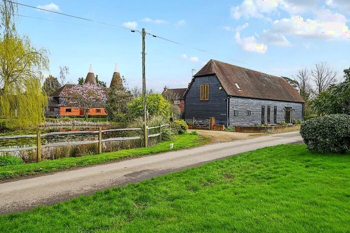 4 Bedroom Detached House To Rent In Chickenden Lane, Staplehurst, Kent, TN12