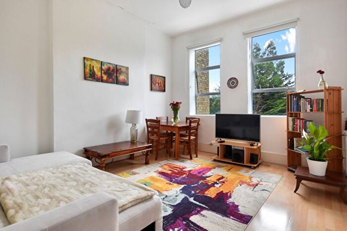 1 Bedroom Flat To Rent In Mill Lane, London, NW6