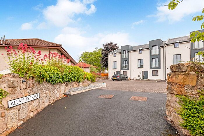 5 Bedroom Terraced House For Sale In Allan Terrace, Monktonhall, Musselburgh, East Lothian, EH21