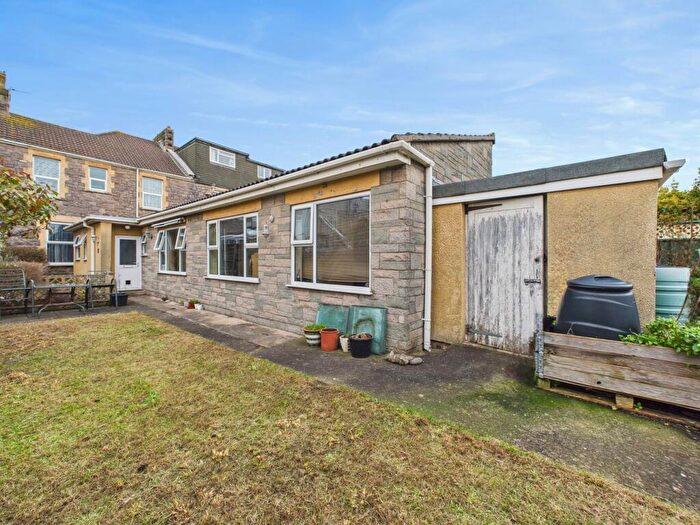 2 Bedroom Flat For Sale In Clevedon Road, Weston-Super-Mare, BS23