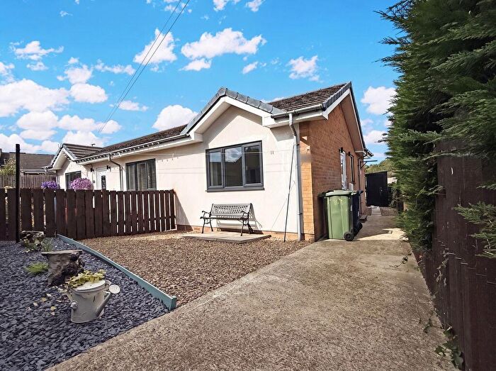 1 Bedroom Semi-Detached Bungalow For Sale In South Sherburn, Rowlands Gill, NE39
