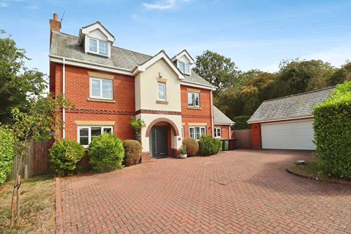 5 Bedroom Detached House For Sale In Orchard Walk, Lincoln, LN5