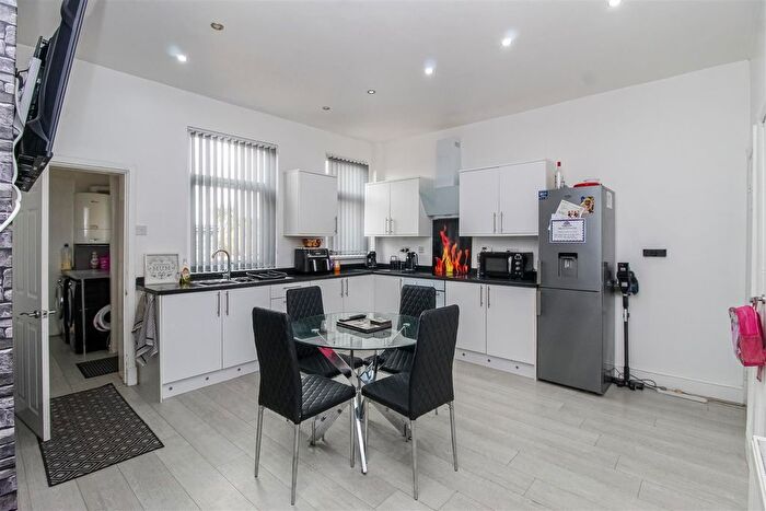 3 Bedroom Terraced House For Sale In Crossley Street, New Sharlston, Wakefield, WF4