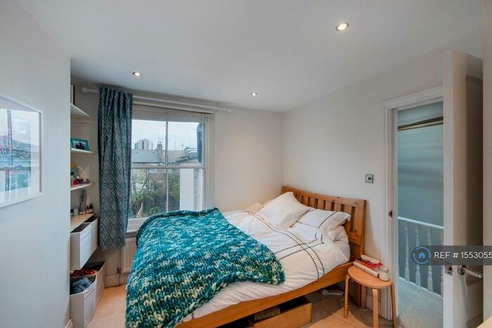 2 Bedroom Flat To Rent In Colls Road, London, SE15