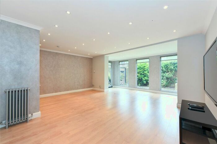 5 Bedroom Detached House To Rent In Meadowbank, Primrose Hill, London, NW3