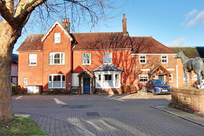 2 Bedroom Apartment For Sale In The Horsefair, Romsey, SO51