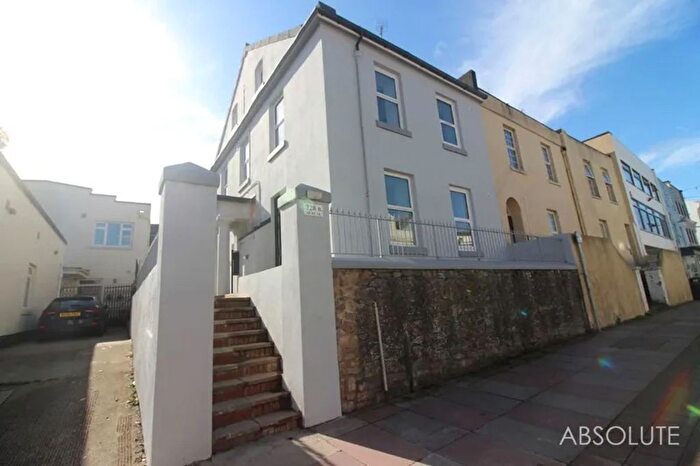 1 Bedroom Flat To Rent In Union Street, Torquay, TQ2
