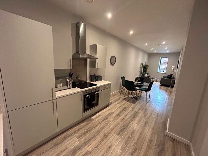 2 Bedroom Flat To Rent In Crosby Road North, Liverpool, L22