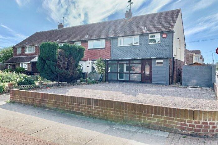 3 Bedroom Property To Rent In London Road, Portsmouth, PO2