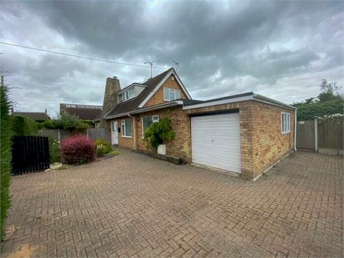 3 Bedroom Detached House To Rent In Victory Road, West Mersea, Essex., CO5
