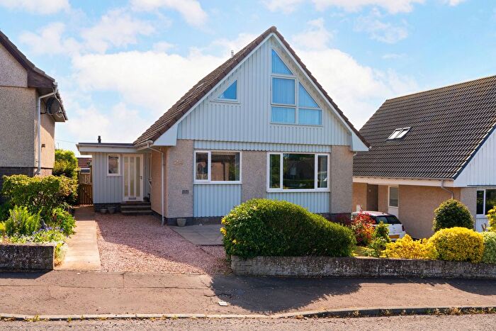 3 Bedroom Detached House For Sale In The Mount, Balmullo, KY16