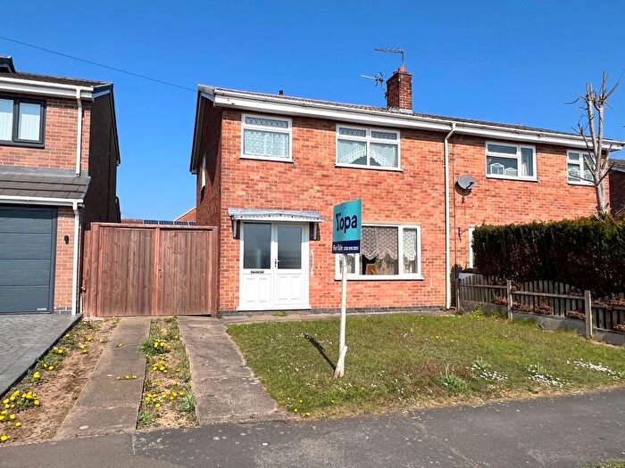 2 Bedroom Semi-Detached House For Sale In Windsor Road, Linton, Swadlincote, DE12