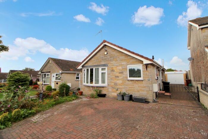2 Bedroom Detached Bungalow For Sale In Littledale, Pickering, YO18