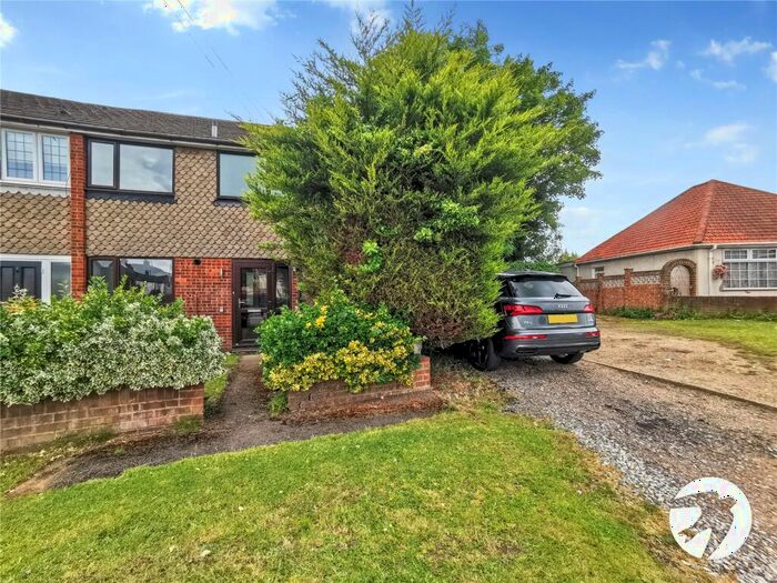 4 Bedroom House To Rent In Oakfield Lane, Dartford, Kent, DA1