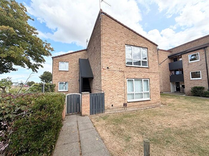 2 Bedroom Flat To Rent In Firbeck Walk, Thornaby, Stockton-On-Tees, TS17