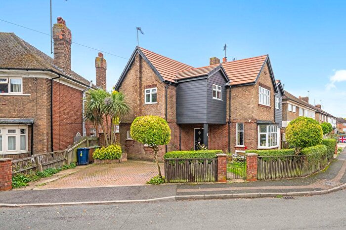 4 Bedroom Detached House For Sale In Hillburn Road, Wisbech, PE13