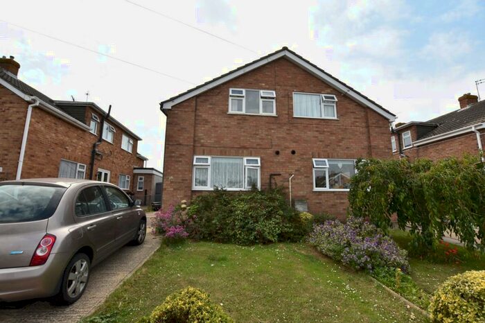 2 Bedroom Semi-Detached House To Rent In Slade Road, Holland-On-Sea, CO15