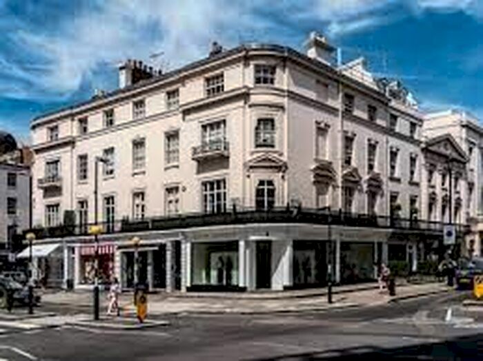 3 Bedroom Flat To Rent In Lowndes Street, London, SW1X