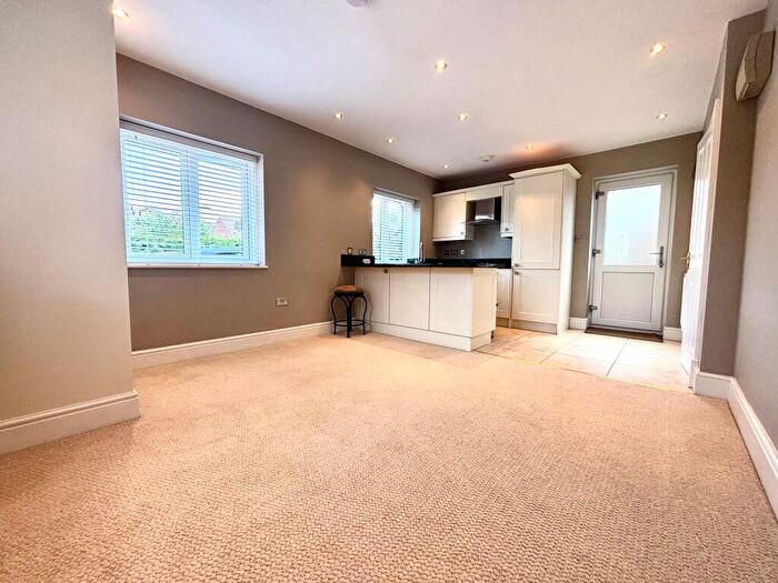 Studio To Rent In Banbury Road, Stratford Upon Avon, CV37