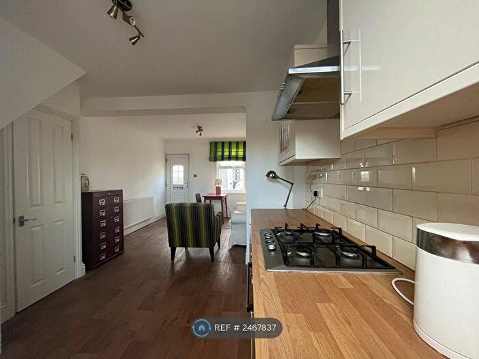 3 Bedroom Terraced House To Rent In Northfleet, Northfleet, Gravesend, DA11