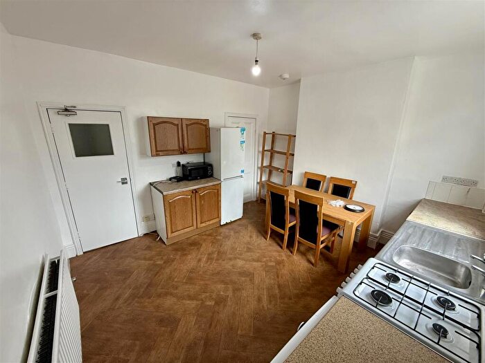 3 Bedroom End Of Terrace House To Rent In Barber Place, Crookesmoor, S10