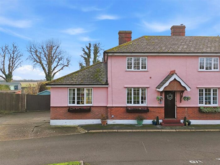 2 Bedroom End Of Terrace House For Sale In Chestnut Cottages, Shoebury/Gt. Wakering, Essex, SS3