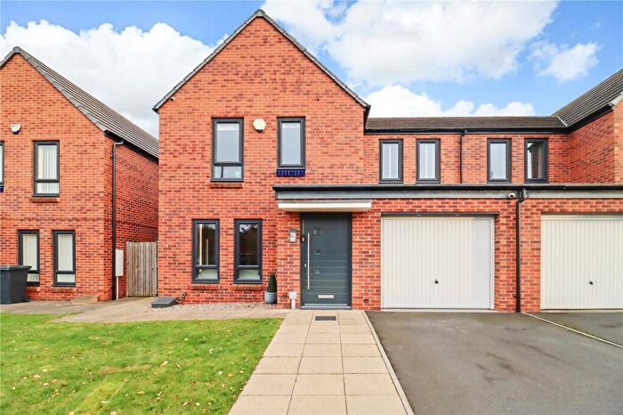 3 Bedroom Semi Detached House For Sale In Collin Drive, South Shields, Tyne And Wear, NE34