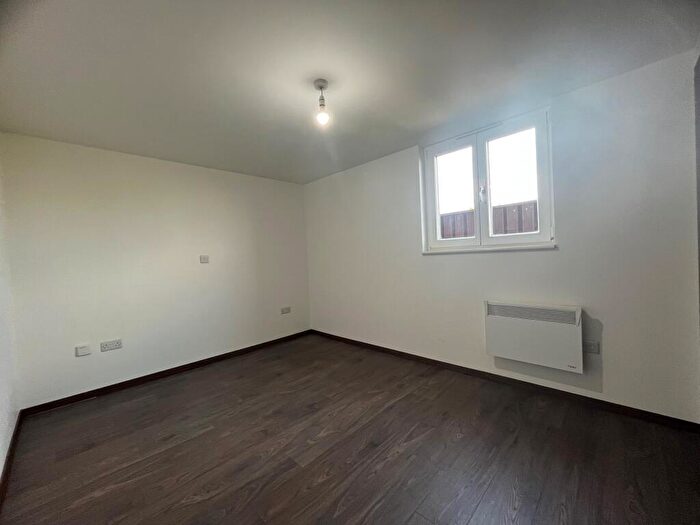 1 Bedroom Flat To Rent In Solihull Heights, Sheldon, B26