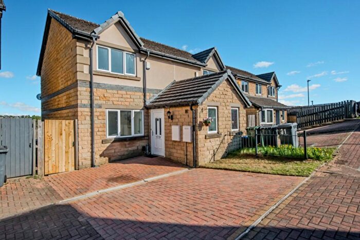 2 Bedroom Semi-Detached House For Sale In Cedar Close, Bierley, Bradford, West Yorkshire, BD4
