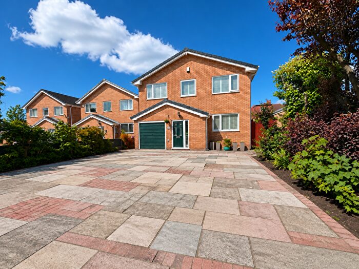 4 Bedroom Detached House For Sale In Spring Close, Birkdale, Southport, PR8