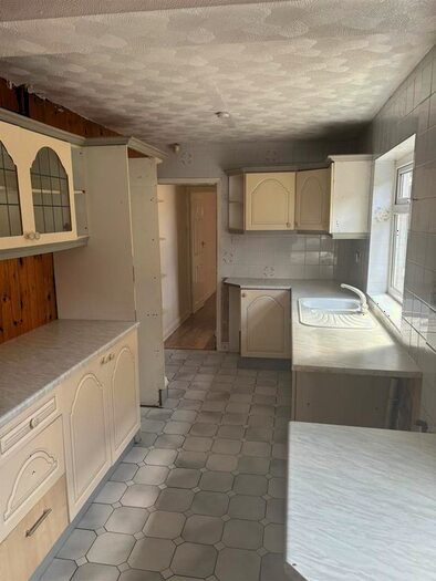 2 Bedroom Semi-Detached House To Rent In Bertram Road, Smethwick, B67