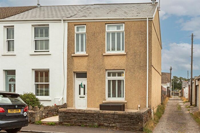 2 Bedroom End Of Terrace House For Sale In Lewis Street, Sketty, Swansea, SA2