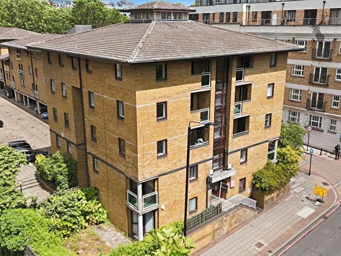 1 Bedroom Apartment To Rent In East Smithfield, Wapping, E1W