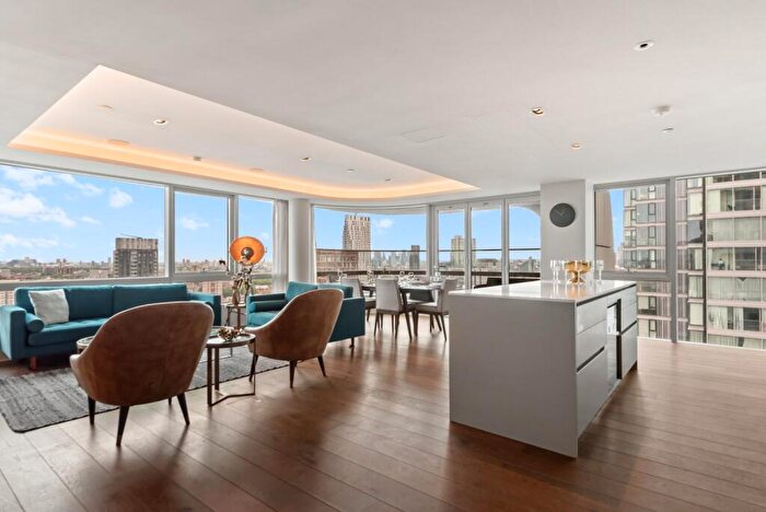 3 Bedroom Flat To Rent In Canaletto Tower, City Road, EC1V