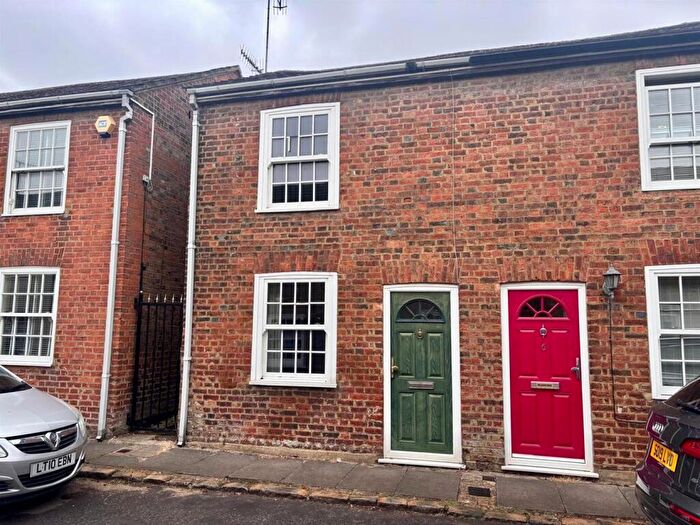 3 Bedroom End Of Terrace House For Sale In Bridge Street, Berkhamsted, HP4