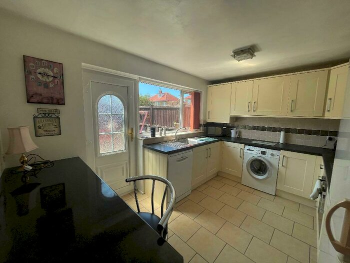 2 Bedroom Detached Bungalow For Sale In Wakefield Avenue, Bare