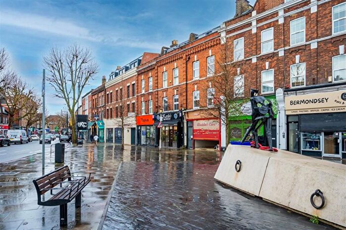 1 Bedroom Flat To Rent In Tower Bridge Road, London, SE1