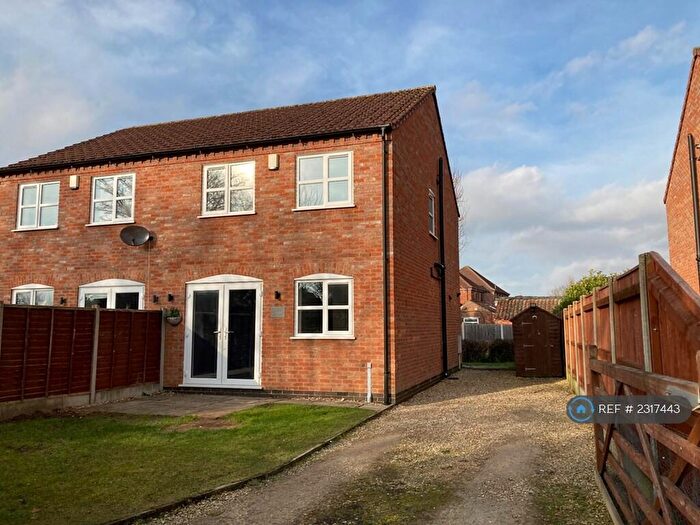 3 Bedroom Semi-Detached House To Rent In Chambers Paddock, Middle Rasen, Market Rasen, LN8