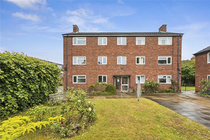 1 Bedroom Flat To Rent In Walton Manor Court, Oxford, Oxfordshire, OX2