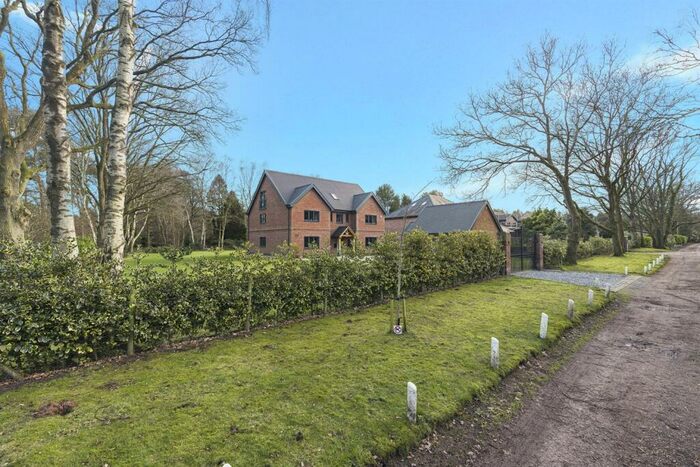 6 Bedroom Detached House For Sale In Sandy Lane, Cranage, CW4