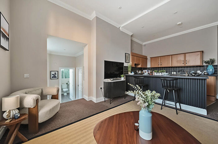 1 Bedroom Flat For Sale In London Road, Southampton, Hampshire, SO15