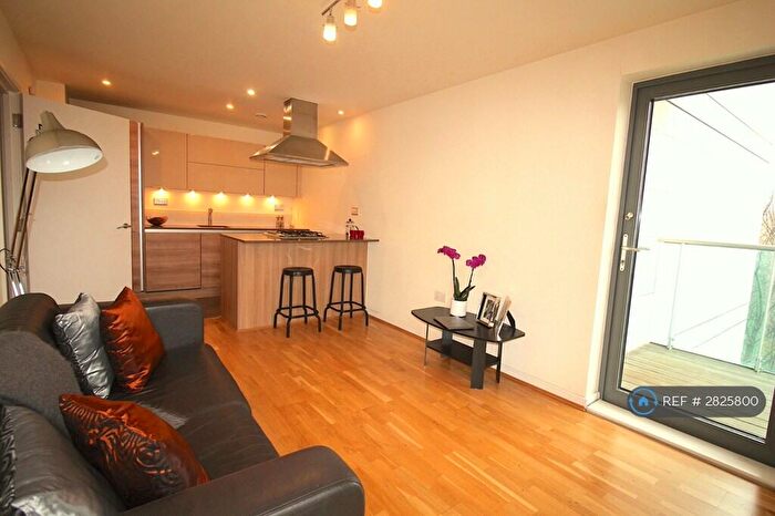 1 Bedroom Flat To Rent In Orchid Apartments, London, E1