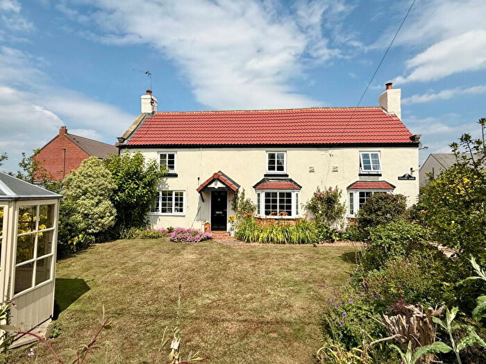 5 Bedroom Detached House For Sale In Church Fenton, Station Road, LS24