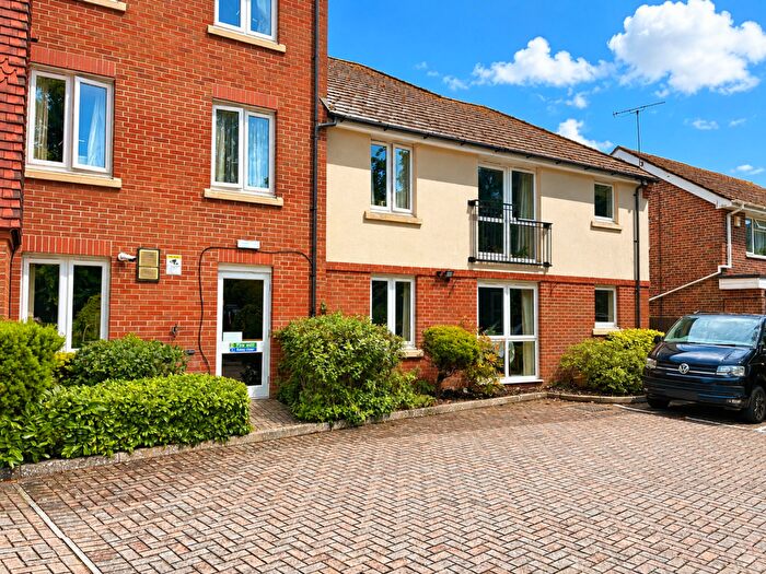 2 Bedroom Retirement Property For Sale In Stockbridge Road, Chichester, PO19