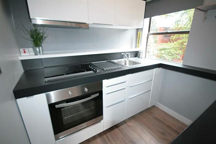 1 Bedroom Flat To Rent In The Glade, Old Coulsdon, Coulsdon, CR5