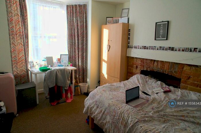 4 Bedroom Terraced House To Rent In Lancaster Road, Canterbury, CT1