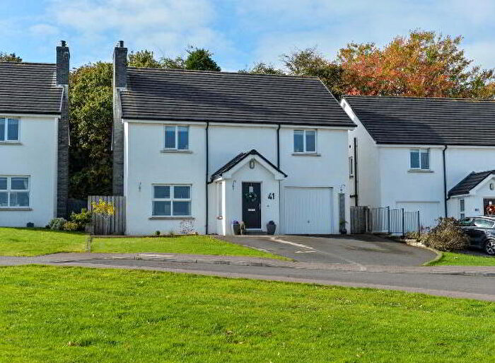 4 Bedroom Detached House For Sale In Oakwood Park, Newtownards, BT23