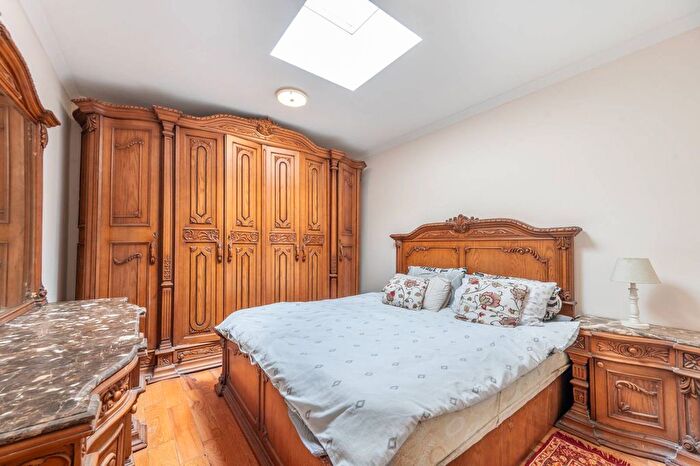 1 Bedroom Flat To Rent In Peter Avenue, Willesden Green, London, NW10